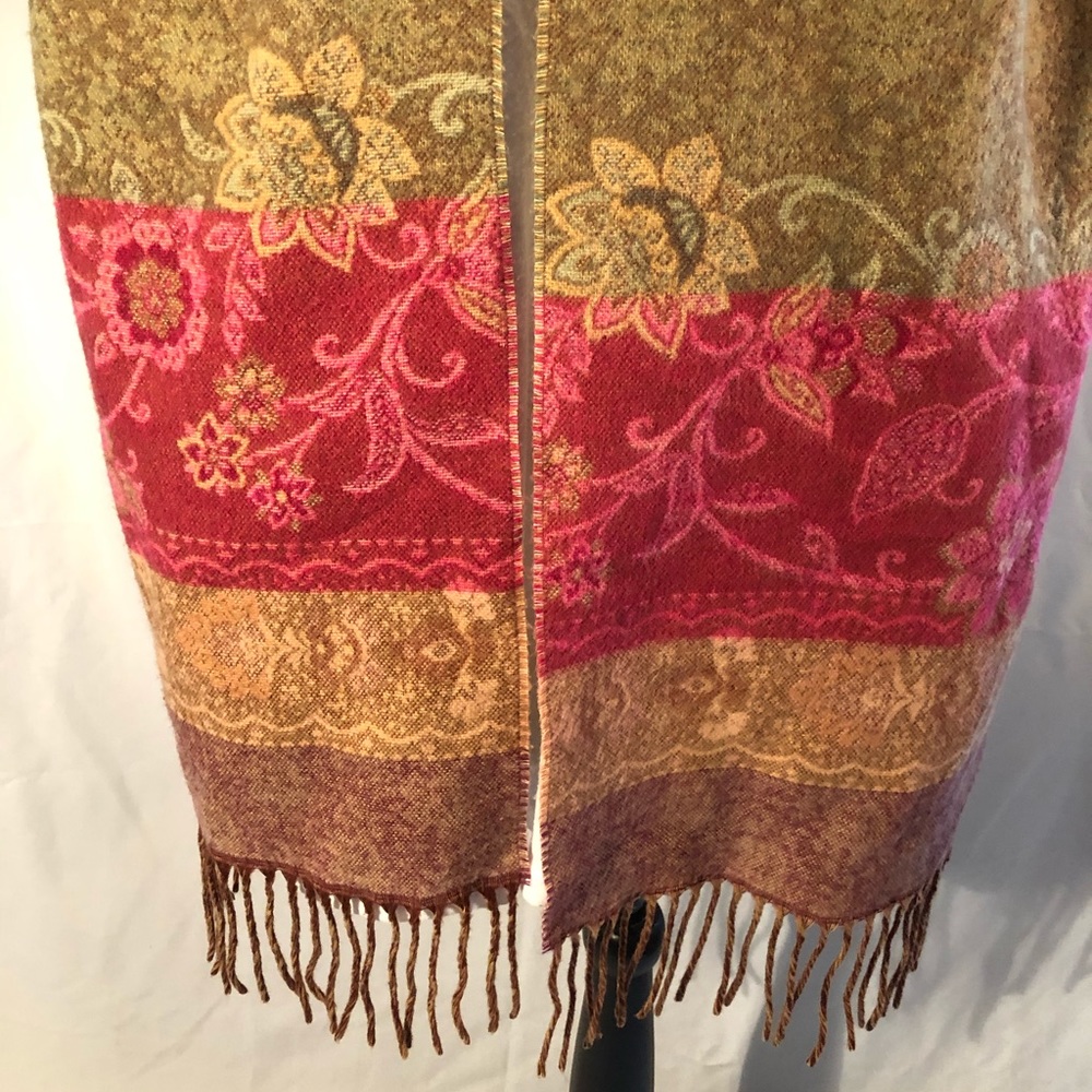 Multi Color Scarf - Picture 2 of 3